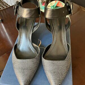 Pour La Victoire wedge-heel sandals with ankle straps in textured black, size 8